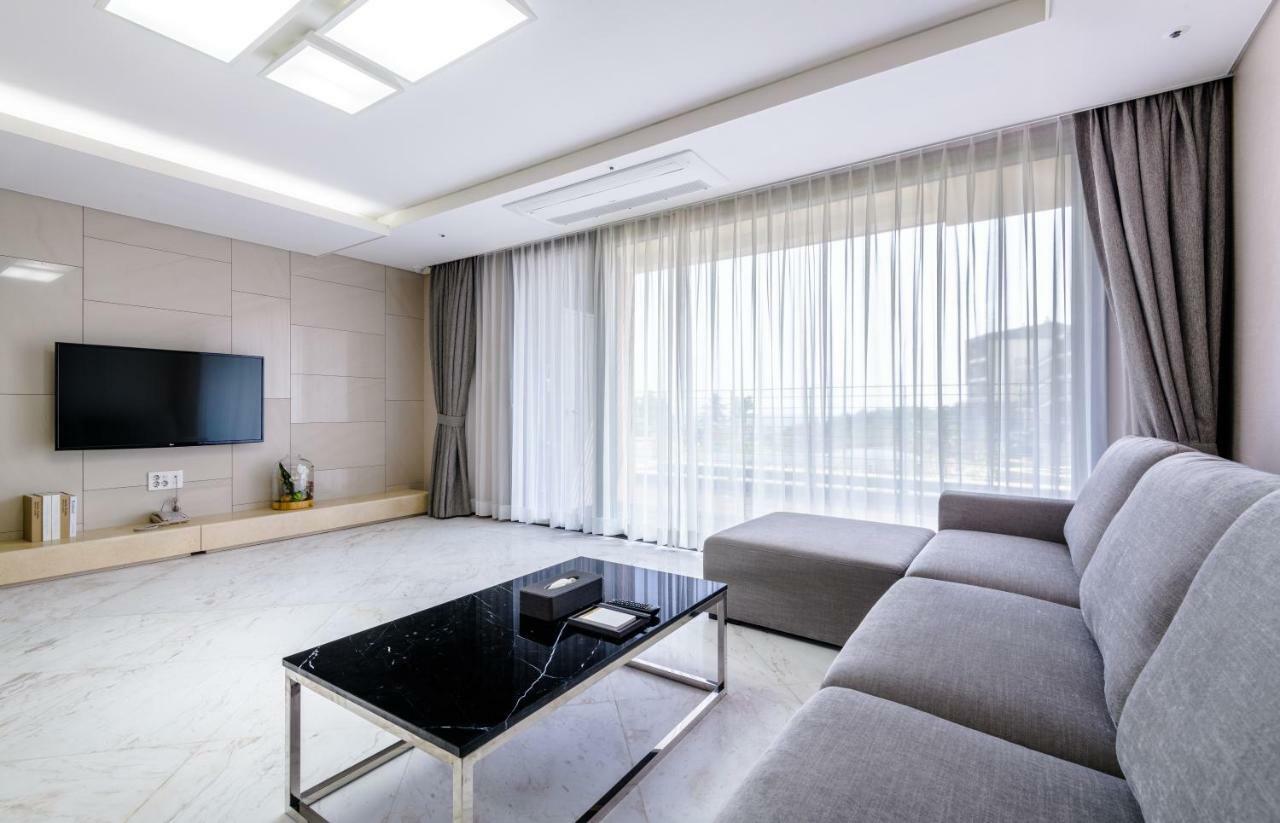 Seaside Arden Ξενοδοχείο Σεογκουίπο Εξωτερικό φωτογραφία